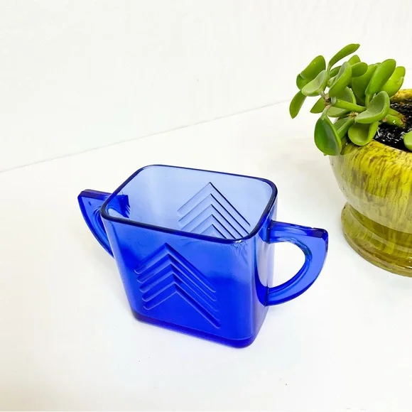 VINTAGE Cobalt Blue Depression Glass Creamer & Sugar Set Retro Art Deco - Picture 7 of 11